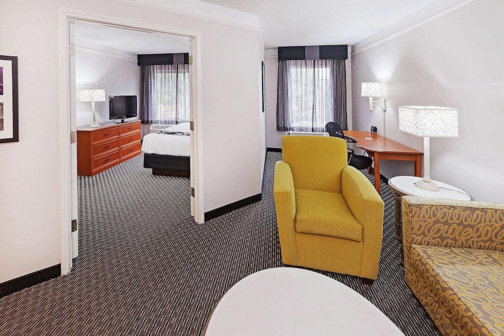 La Quinta By Wyndham Dallas - Addison Galleria Eksteriør bilde