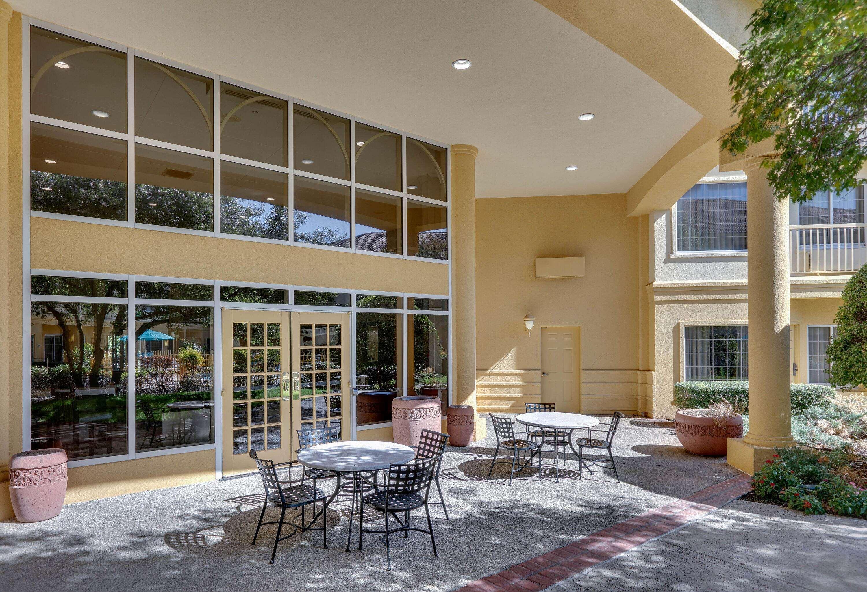 La Quinta By Wyndham Dallas - Addison Galleria Eksteriør bilde