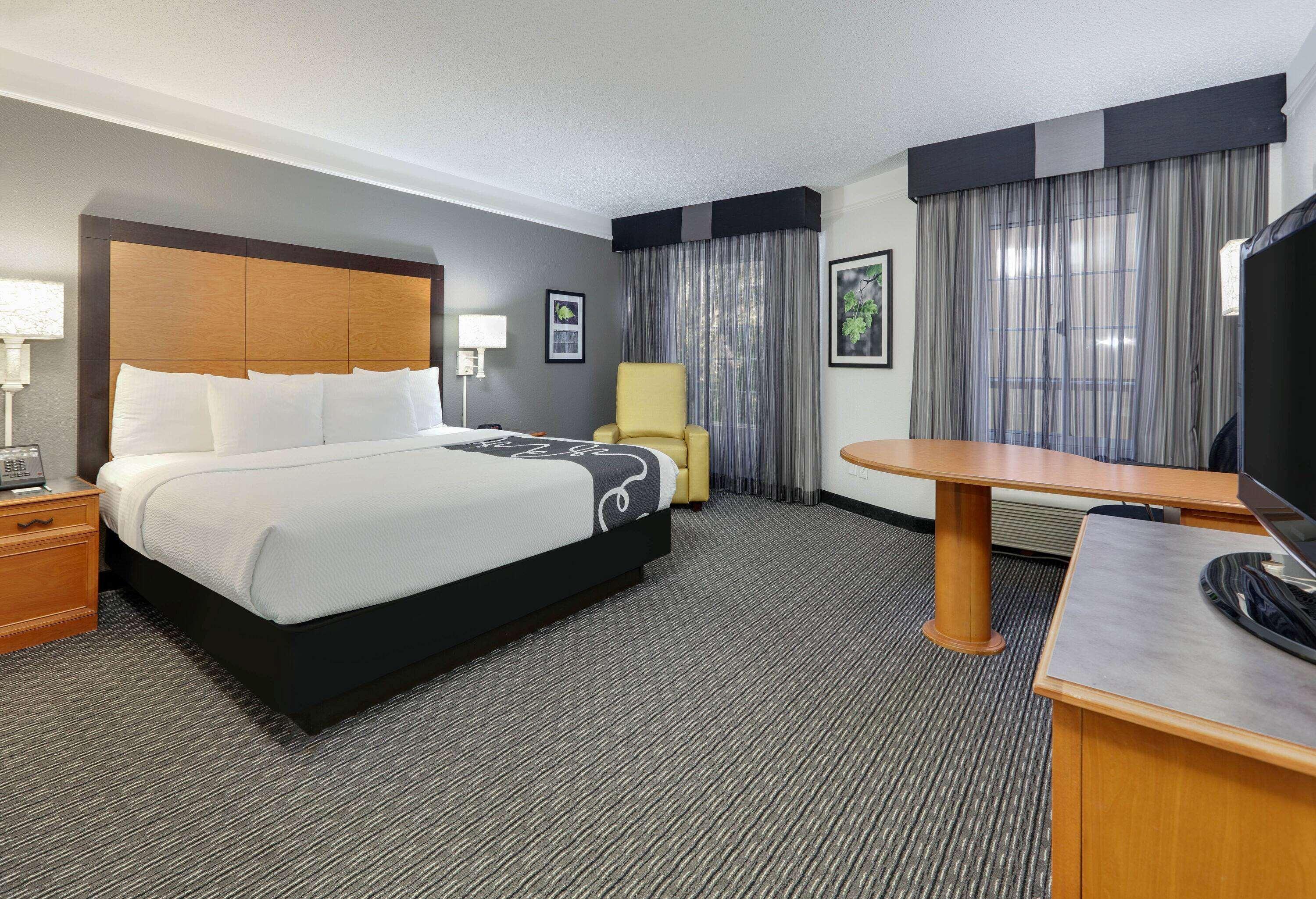 La Quinta By Wyndham Dallas - Addison Galleria Eksteriør bilde
