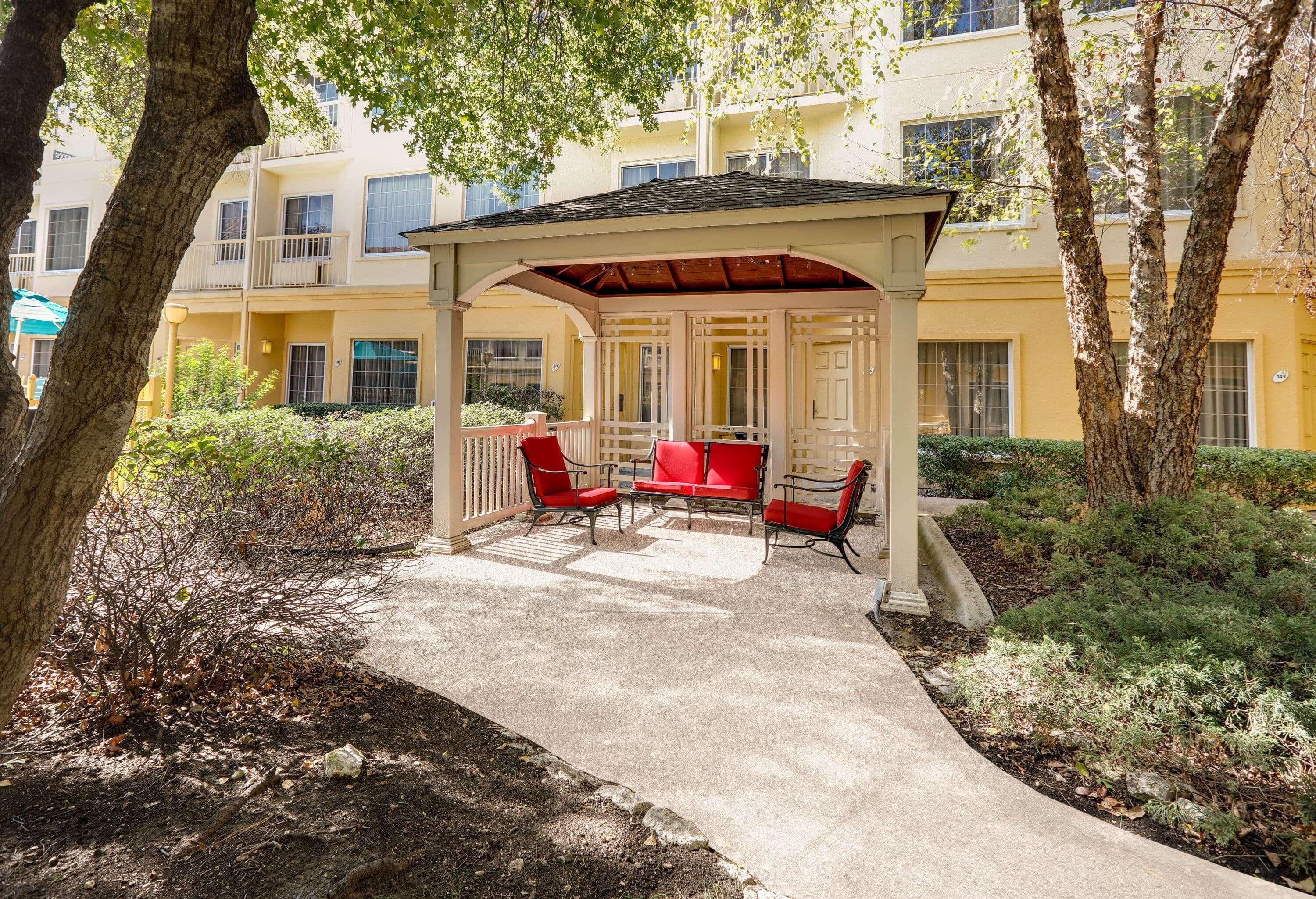 La Quinta By Wyndham Dallas - Addison Galleria Eksteriør bilde