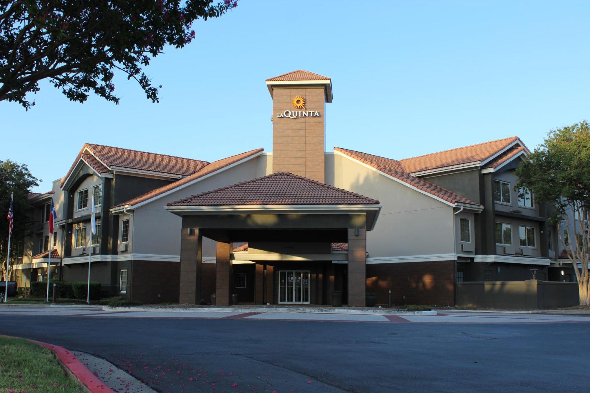 La Quinta By Wyndham Dallas - Addison Galleria Eksteriør bilde